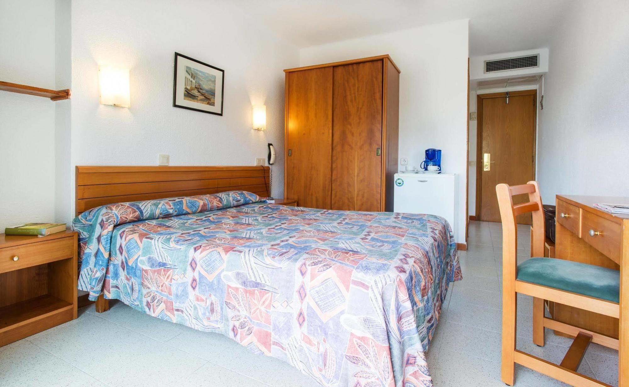 Hostal Residencia Sutimar Peguera Dış mekan fotoğraf